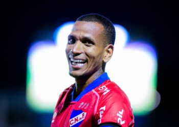 Rómulo Otero se movió bien y el Nacional aplastó 5-2 al Montevideo City en el Clausura