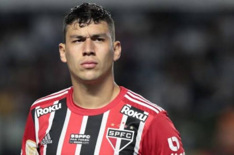 Nahuel Ferraresi se destaca en la defensa, pero São Paulo queda eliminado ante Athletico-PR en la Copa de Brasil