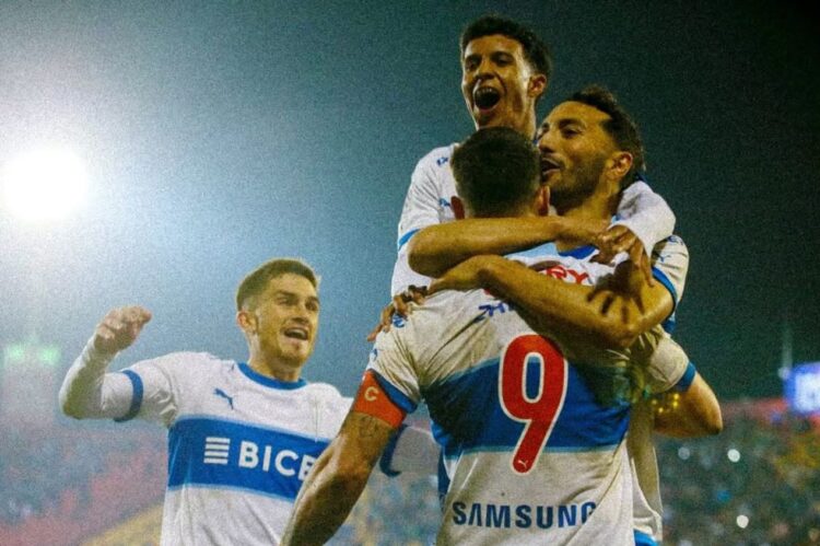 Leenhan Romero debuta otra vez: Universidad Católica empata 2-2 con Deportes Iquique de visitante