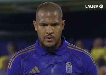 Salomón Rondón falla um penalti
