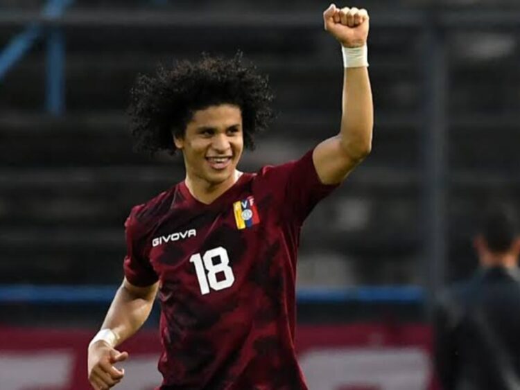 ¿En qué club Eduard Bello vivió el mejor momento de su carrera?