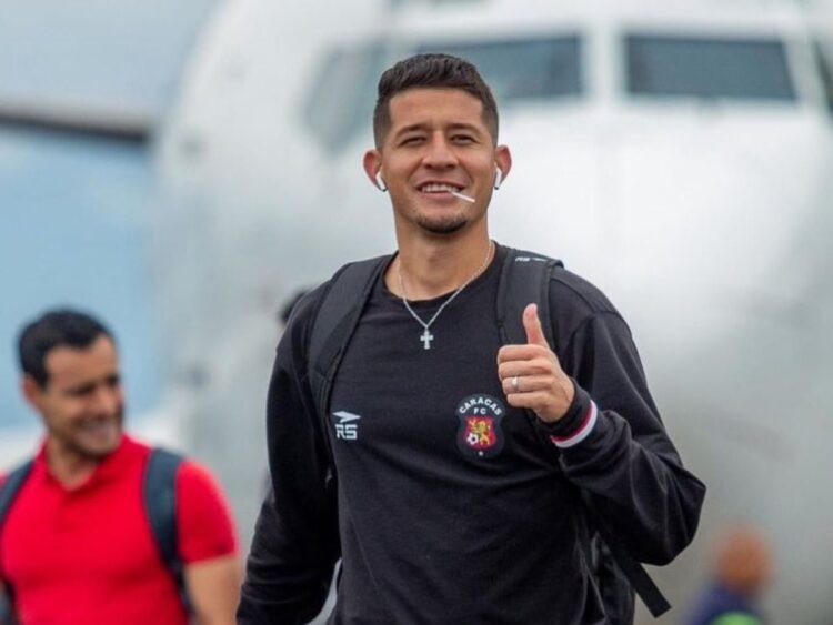 ¿En qué club Leonardo Flores vivió el mejor momento de su carrera?