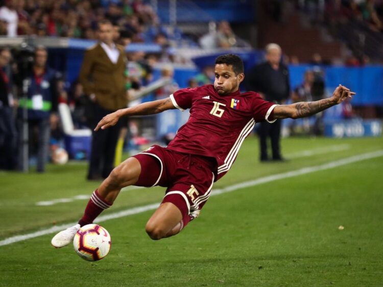 ¿En qué club Roberto Rosales vivió el mejor momento de su carrera?