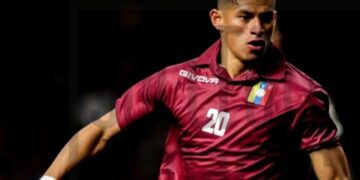 ¿En qué club Ronald Hernández vivió el mejor momento de su carrera?