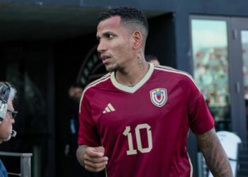 ¿En qué club Rómulo Otero vivió el mejor momento de su carrera?