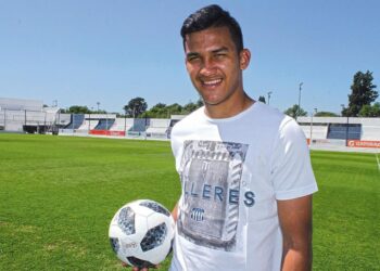 Consulta la evolución salarial de Samuel Sosa en el Talleres