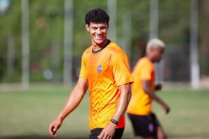 Consulta la evolución salarial de Yordán Osório en el Depotivo La Guaira