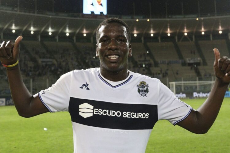 Consulta la evolución salarial de Jan Hurtado en Gimnasia