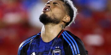 Consulta la evolución salarial de Josef Martínez en al San José Earthquakes
