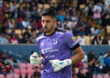 Consulta la evolución salarial de Rafael Romo en la Universidad Católica