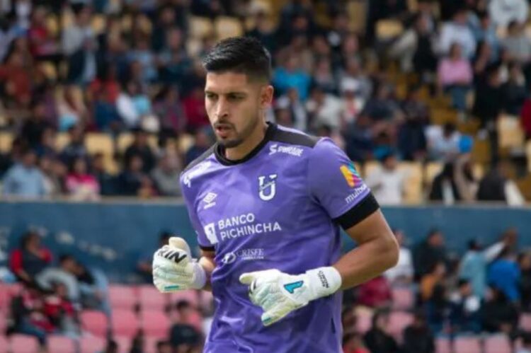 Consulta la evolución salarial de Rafael Romo en la Universidad Católica