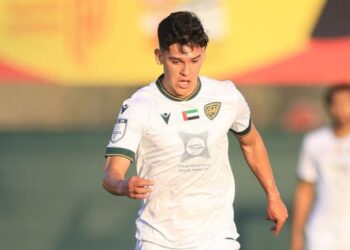 Confira la evolución salarial de Bryant Ortega, del Khorfakkan