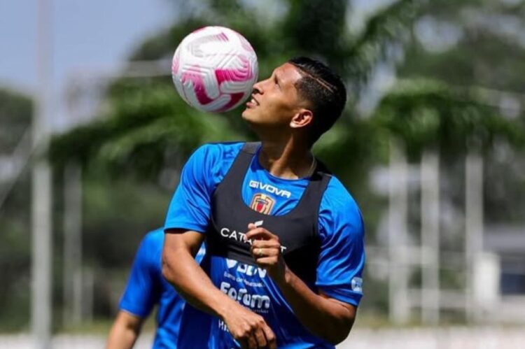 Revisa la evolución salarial de Edson Castillo, del Carabobo FC