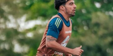 Consulta la evolución salarial de Alexander González, del Emelec