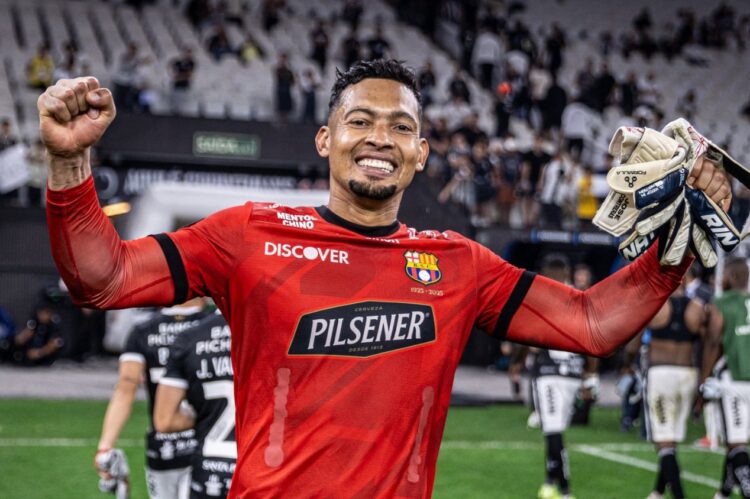 Consulta la evolución salarial de José Contreras en el Barcelona