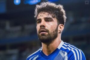 Consulta la evolución salarial de Alexander González, del Emelec