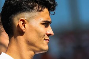 Confira la evolución salarial de Jorge Yriarte, del Śląsk Wrocław