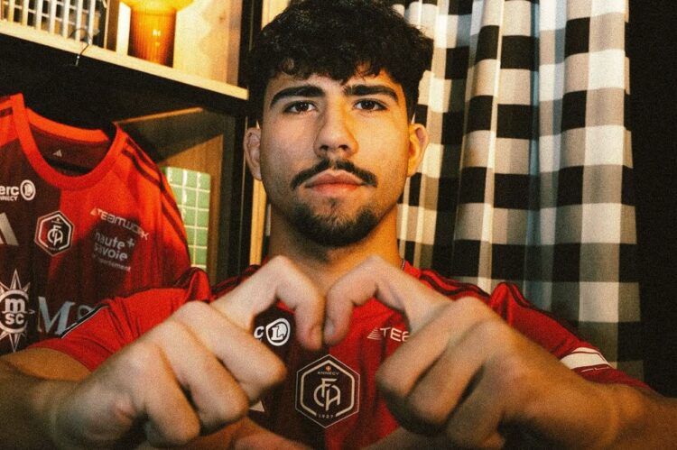 Confira la evolución salarial de Alejandro Gomes, del FC Annecy