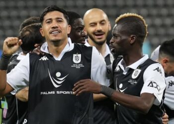 Conozca la evolución salarial de Freddy Vargas, del Neftchi